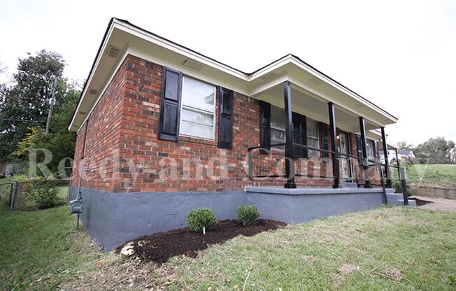 Welcome to 3489 Overton Crossing St in Memphis, TN!