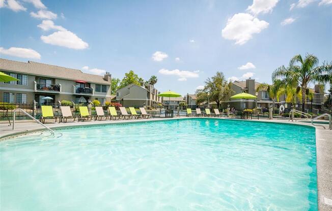 Glimmering Pool at Heron Pointe Apartments & Townhomes, Fresno