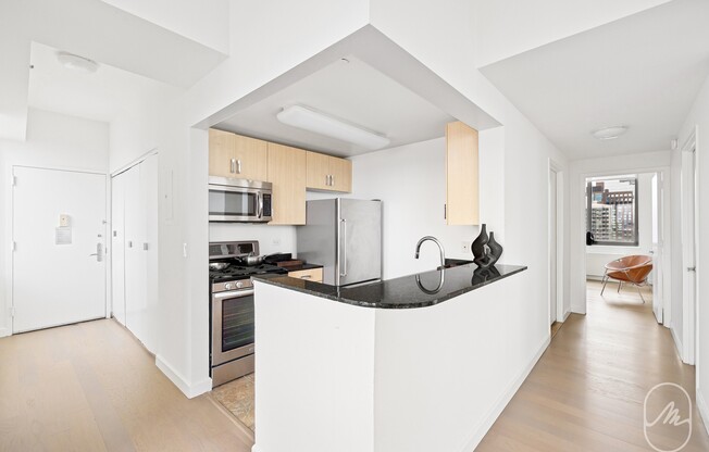 2 beds, 2 baths, $7,200, Unit 27J