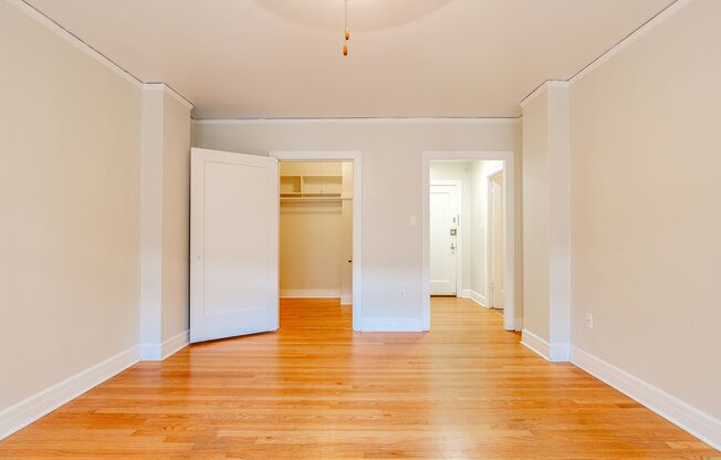 Studio, 1 bath, $1,215