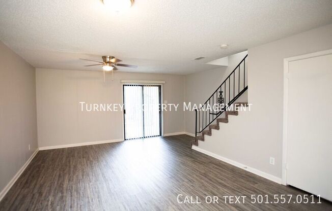2102 FENDLEY DR
