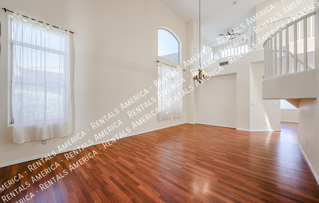 1372 W THOMPSON WAY