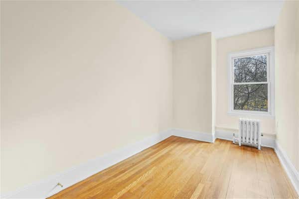 2 beds, 1 bath, 600 sqft, $2,700, Unit 2