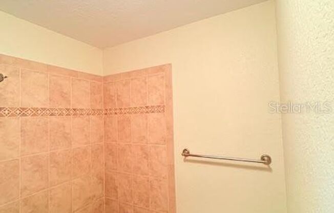 2 beds, 2 baths, $1,350, Unit UNIT 9F