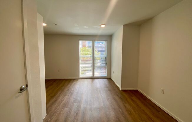 Studio, 1 bath, 180 sqft, $1,450, Unit 3315