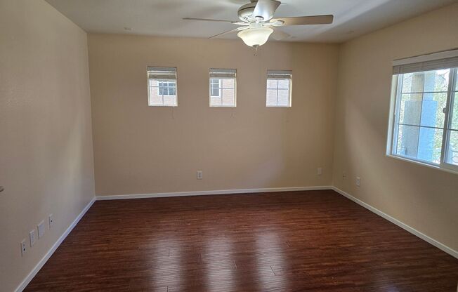 3 beds, 2.5 baths, $1,730