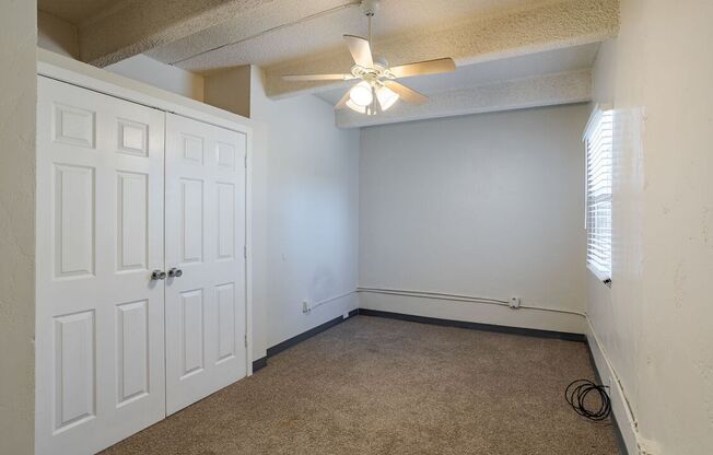 2 beds, 1 bath, 700 sqft, $1,199, Unit Unit A2