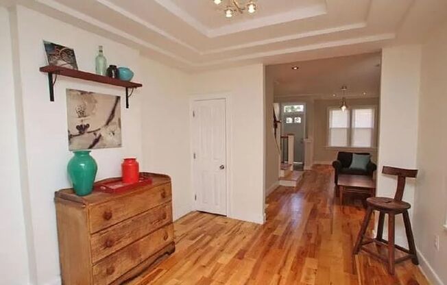Spacious Three Bedroom Home in Point Breeze!