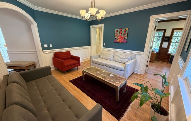 Highly Sought After Shepherds Park Spacious 4 Bedroom Executive Home with Yard