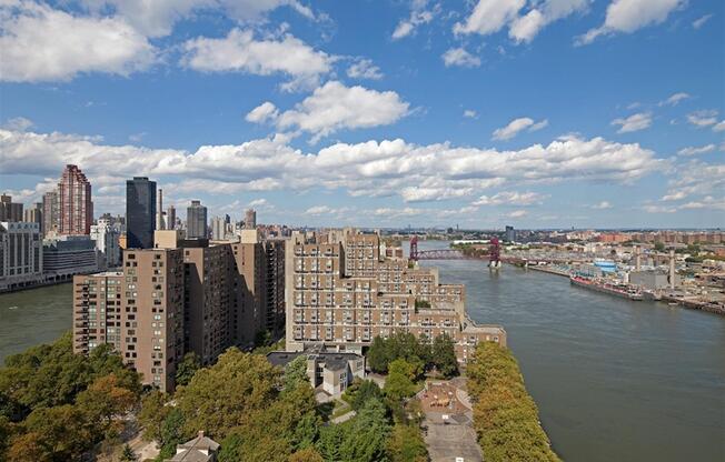 1 bed, 1 bath, $4,195, Unit 20J