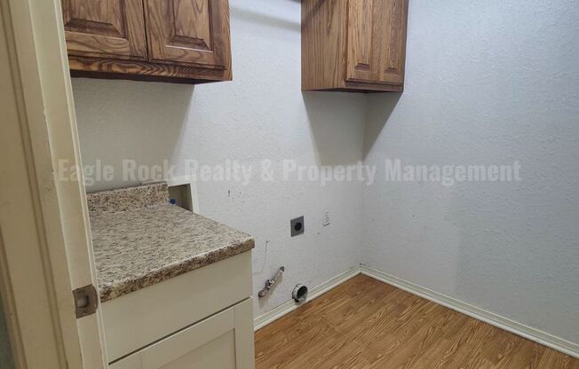 3 beds, 2 baths, $1,875