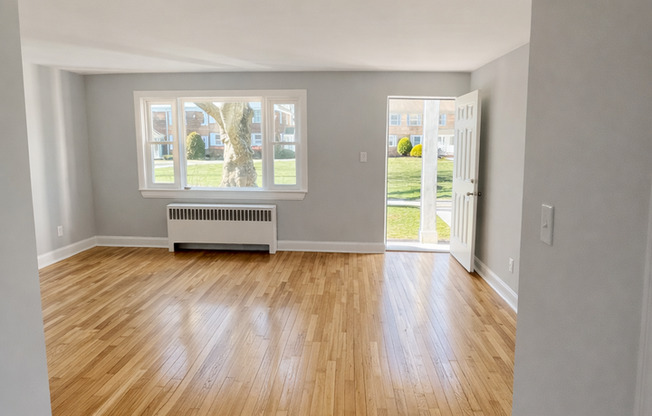 1 bed, 1 bath, 715 sqft, $1,850, Unit A-15