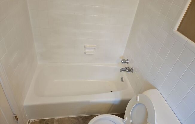 1590 Martha Ct