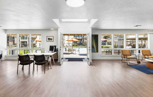 Leasing Center