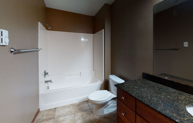 2 beds, 1 bath, $1,295, Unit D