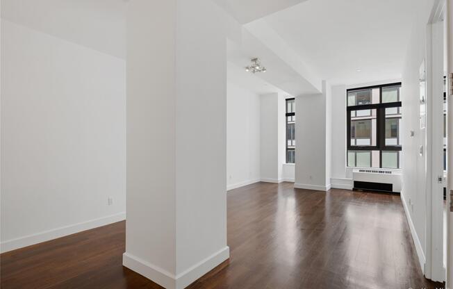 1 bed, 1 bath, $4,750, Unit 419