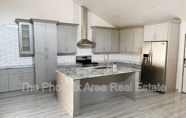 9128 E GELDING DR