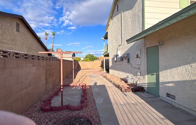 4 Bedroom Home located Near Alta and the 95 Freeway in Mature Neighborhood with no HOA. HOME HAS SOLAR!