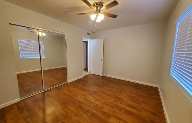 2 beds, 1 bath, $1,550, Unit 05