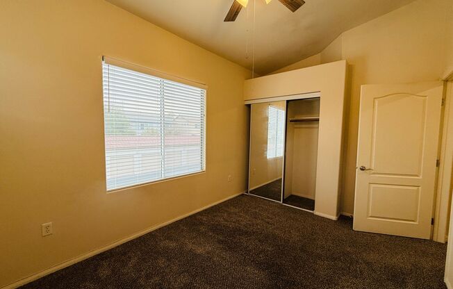 3 beds, 2 baths, $1,899, Unit # 2221