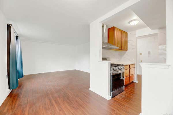 Studio, 1 bath, $1,700, Unit 1F