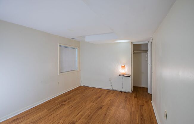 1 bed, 1 bath, $2,100, Unit (Unit B)