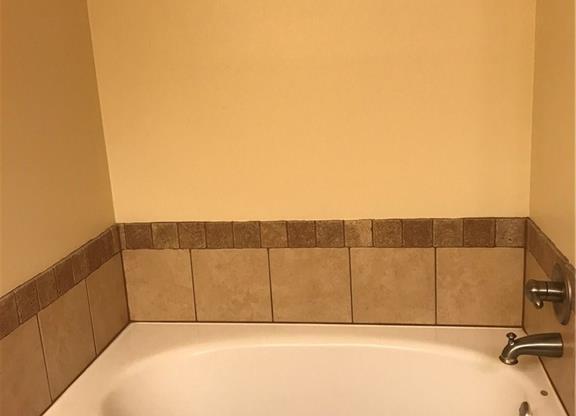 2 beds, 2 baths, $1,470