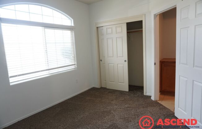 3 beds, 2 baths, $2,300