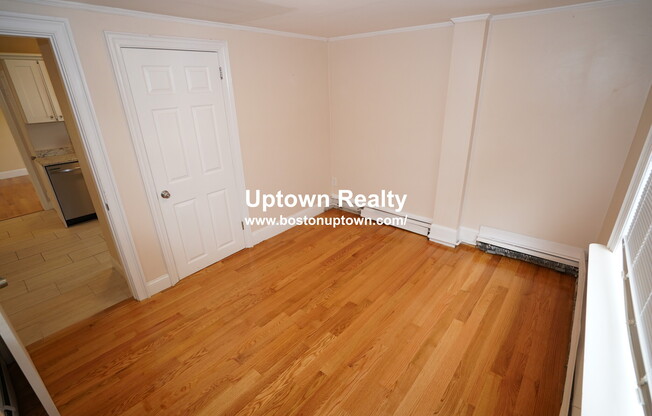 83 WAVERLY