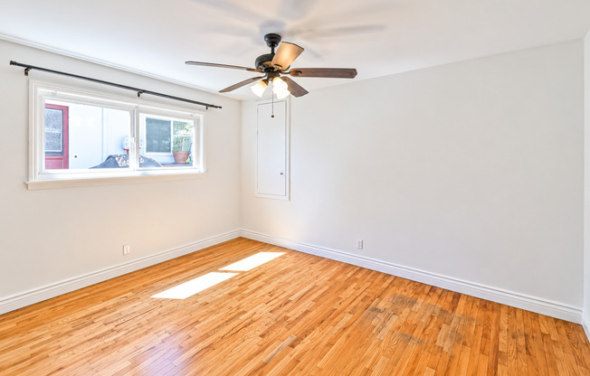 3 beds, 3 baths, 2,100 sqft, $3,750, Unit 3709