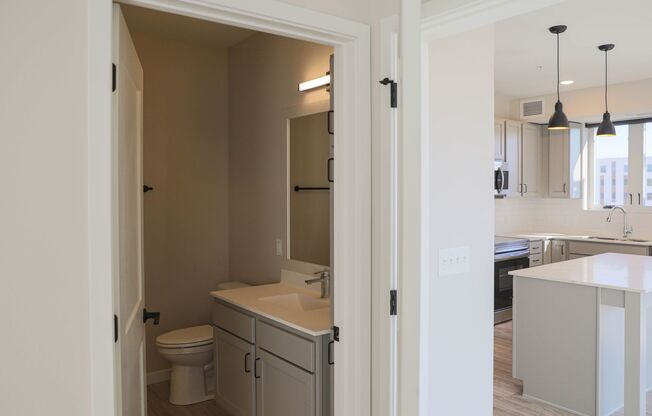 2 beds, 2 baths, 952 sqft, $2,200, Unit 201