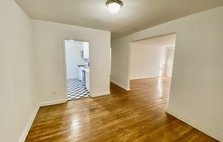 2 beds, 1 bath, $2,400, Unit 2E