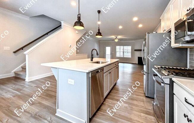 428 STOVALL PL