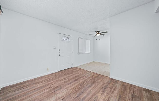 1 bed, 1 bath, 600 sqft, $899