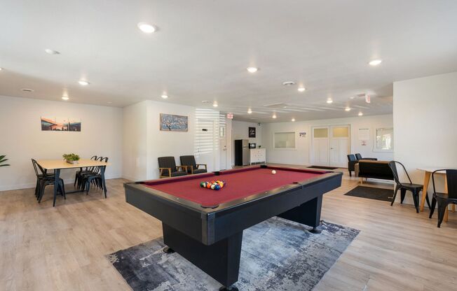 1 bed, 1 bath, 600 sqft, $1,295, Unit 44