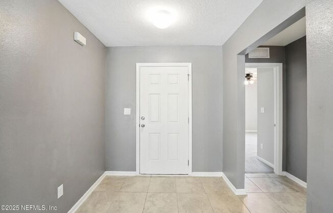 3 bedroom / 2 bathroom home on the Northside