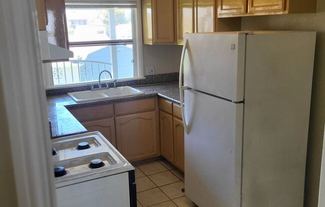 2100 Cabrillo Ave.
