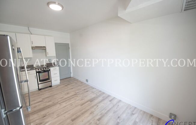 Studio, 1 bath, 251 sqft, $1,149, Unit 4D