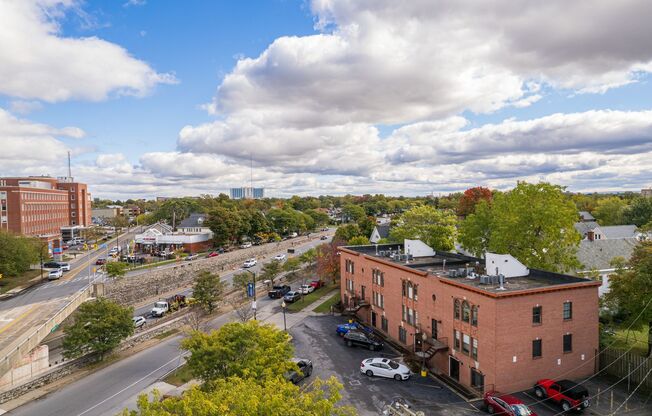 2 beds, 1 bath, 674 sqft, $1,250, Unit GH-04