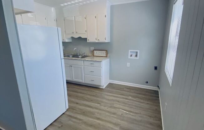2 beds, 1 bath, 768 sqft, $895, Unit 3620-D