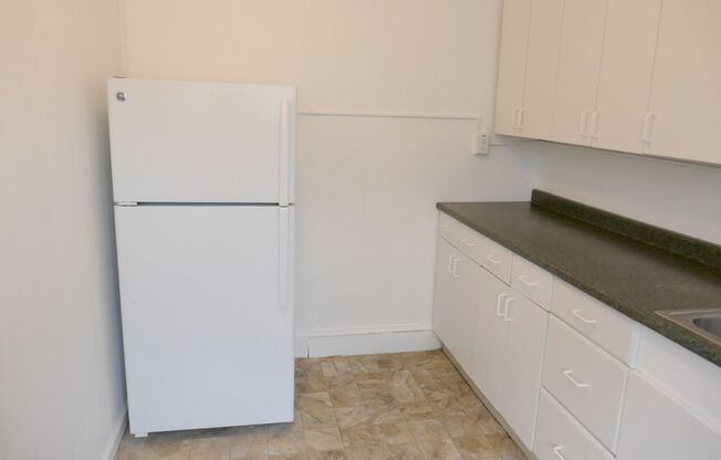 193 Bond St, Astoria, OR 97103