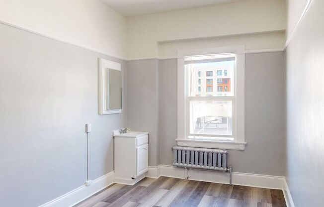 Studio, , 131 sqft, $1,100, Unit 37