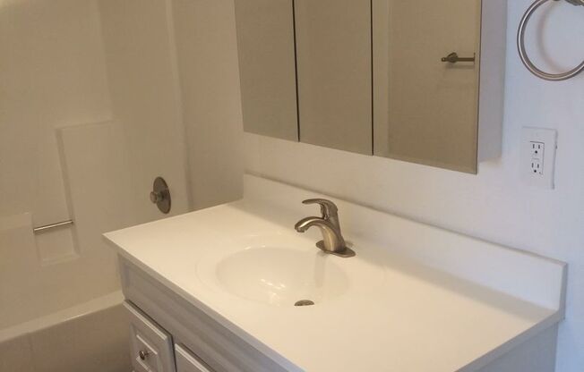 1 bed, 1 bath, 520 sqft, $1,795, Unit Unit #029