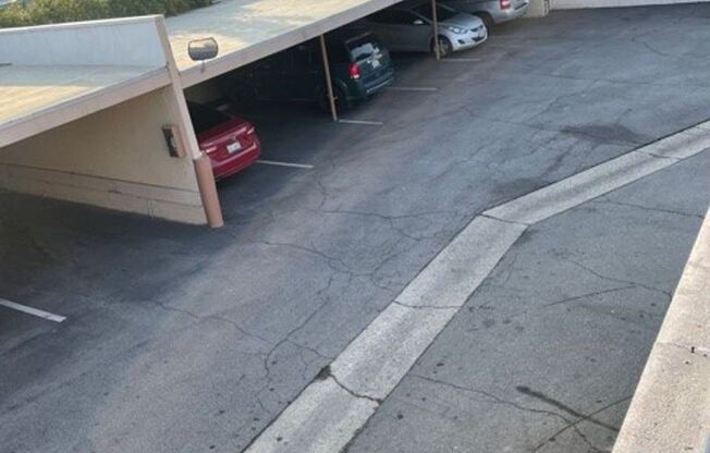 1 bed, 1 bath, 756 sqft, $1,895, Unit Unit 214