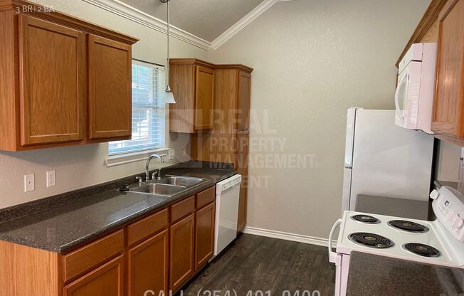 3 beds, 2 baths, $1,850