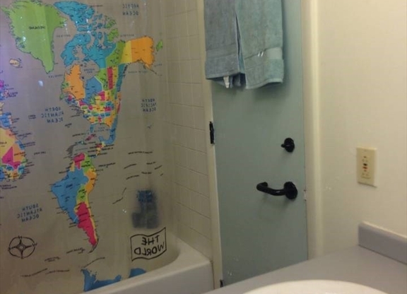 Studio, 1 bath, 480 sqft, $2,600, Unit #412