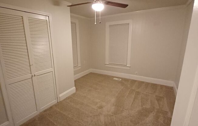 2 beds, 1 bath, $1,350