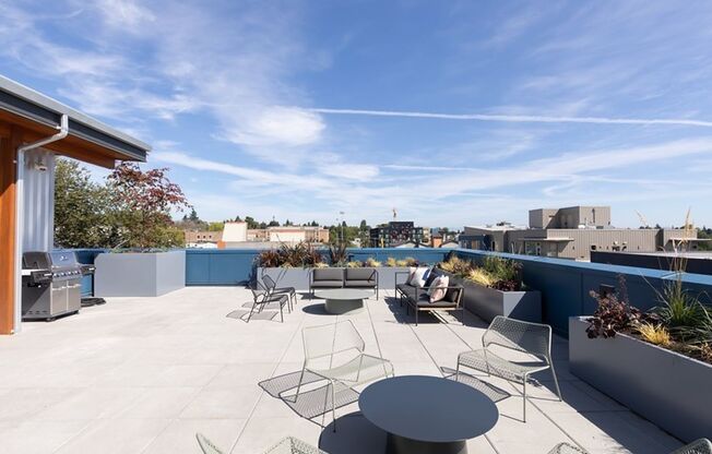 Studio, 1 bath, 243 sqft, $1,375, Unit 209