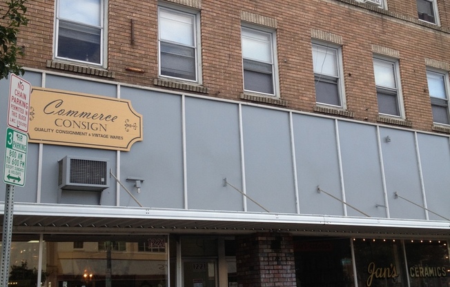 1225 Commerce  Ave