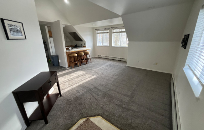 2323 E 68 AVE